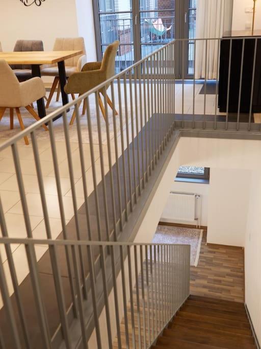 Lejlighed 210 M2 Loft Mit Terasse 2b 3r Kreuzberg *