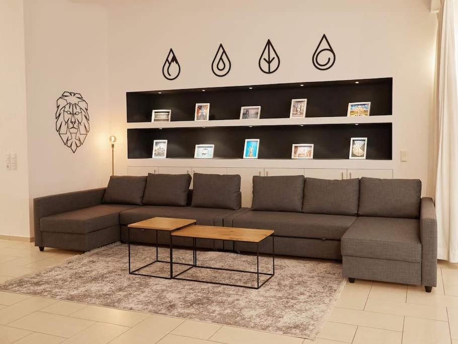 Lejlighed 210 M2 Loft Mit Terasse 2b 3r Kreuzberg *